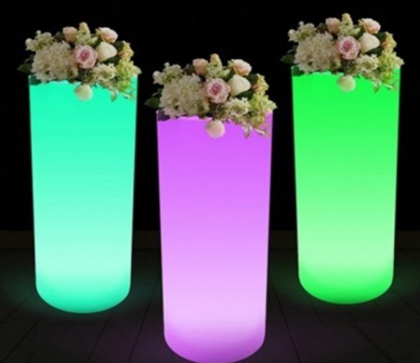 Cache-pot rond LED éclairage 16 couleurs RGB blanc 74 cm haute télécommande rechargeable - VDD World