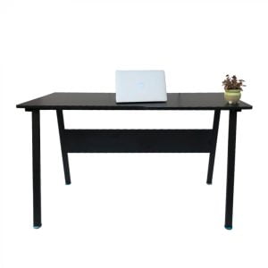 Bureau de table d'ordinateur Tough - 130 cm de large - structure et plateau noirs
