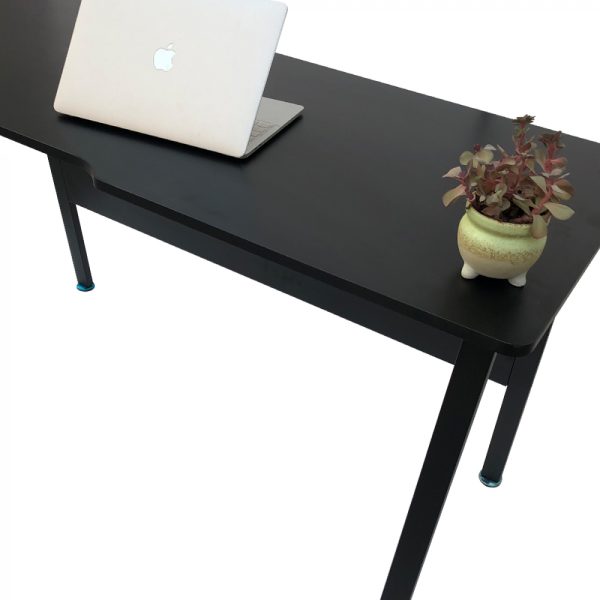 Bureau de table d'ordinateur Tough - 130 cm de large - structure et plateau noirs - VDD World