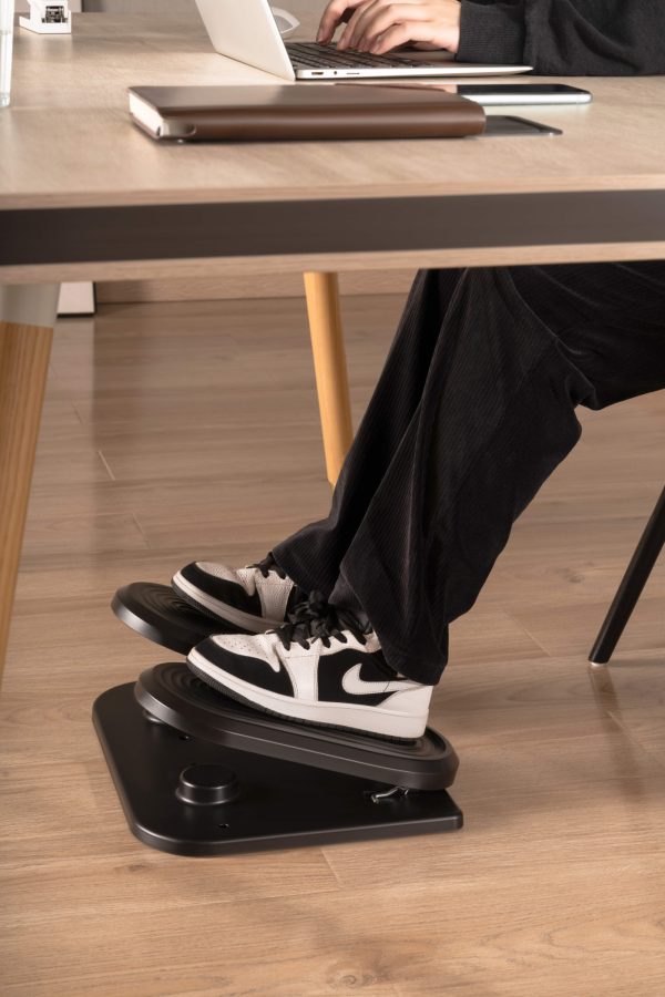 Repose-pieds avec fonction stepper - repose-pieds sous le bureau - VDD World