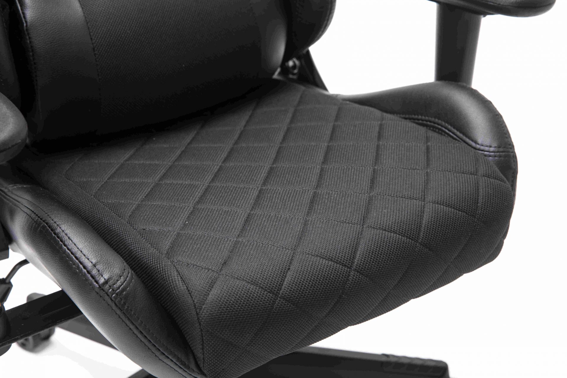 Chaise de jeu Classic - chaise de bureau - revêtement en tissu - noir - VDD World FR Chaise de jeu Classic - chaise de bureau - revêtement en tissu - noir - VDD World FR