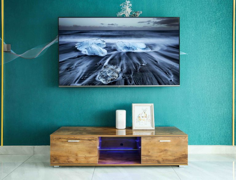 Meuble TV - buffet - éclairage LED - largeur 140 cm - structure bois marron - image alternative