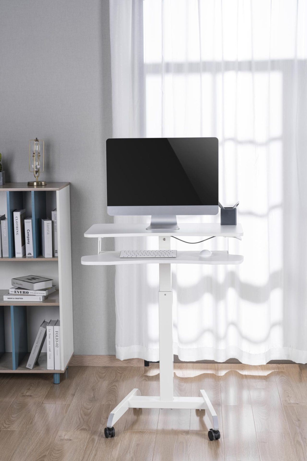 Table d'ordinateur portable de bureau assis-debout - mobile - réglable en hauteur - VDD World FR Table d'ordinateur portable de bureau assis-debout - mobile - réglable en hauteur - VDD World FR