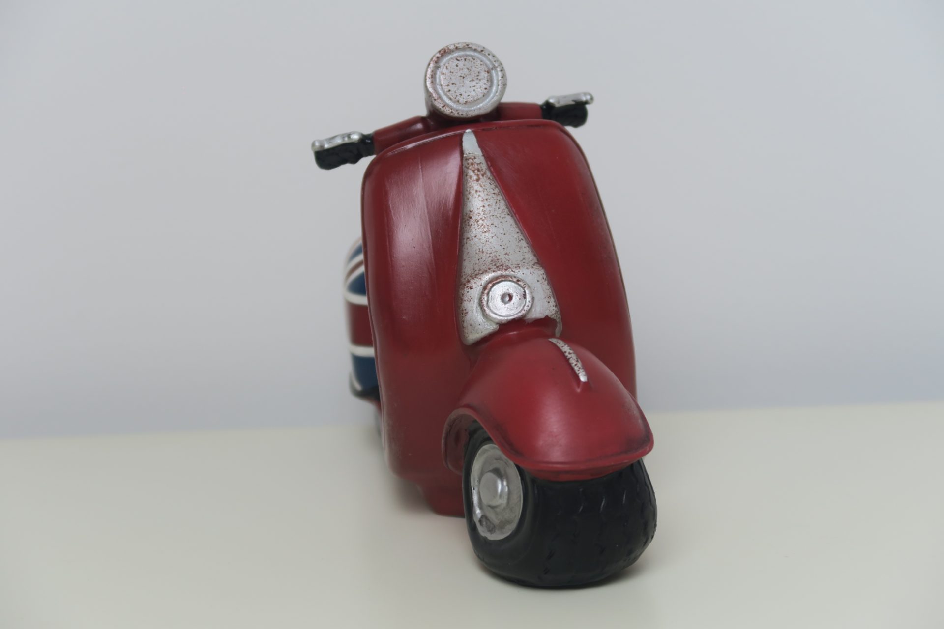 Lampe de table lampe de nuit Vespa Scooter England - VDD World FR Lampe de table lampe de nuit Vespa Scooter England - VDD World FR